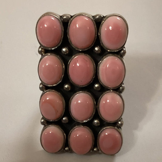 Ring, 12 oval stones, Pink Queen Conch, adjustable, unknown - Turquoise Mustang