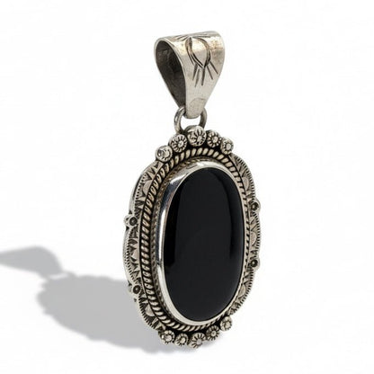 Black Onyx Oval Shield Pendant, Dan Dodson - Turquoise Mustang
