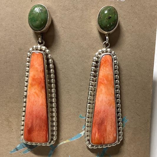 Earring, GAspeite oval posts, trapezoid oyster dangles, Jane Yikaazba Popovich - Turquoise Mustang