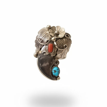 Ring, Vintage Navajo Bear Claw, James Toadelena - Turquoise Mustang
