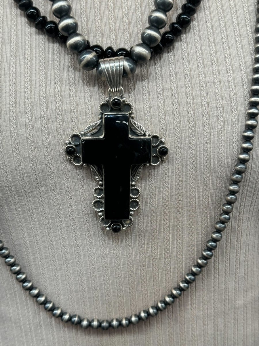 The Primrose Cross Pendant - Turquoise Mustang