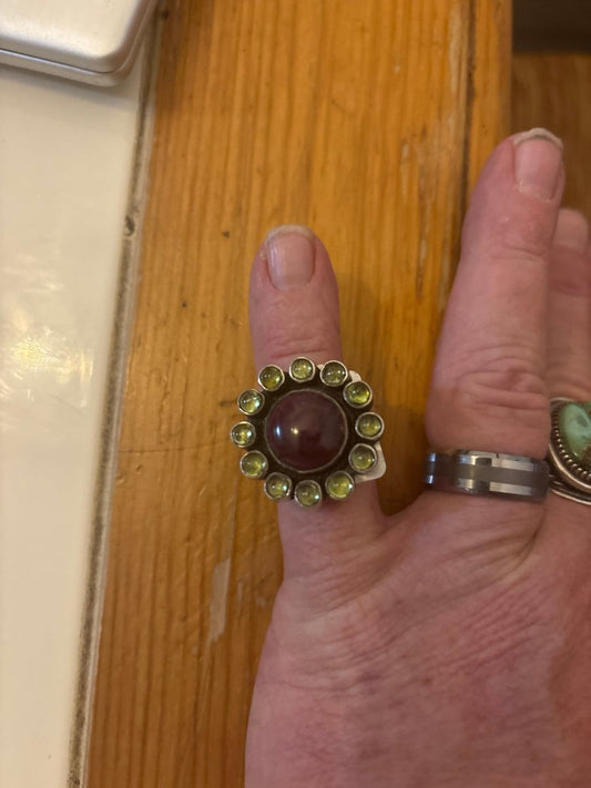 Round Purple Spiny and Peridot Ring - Turquoise Mustang