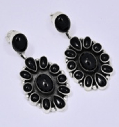 The Mandevilla Oval Cluster Post Earrings - Turquoise Mustang