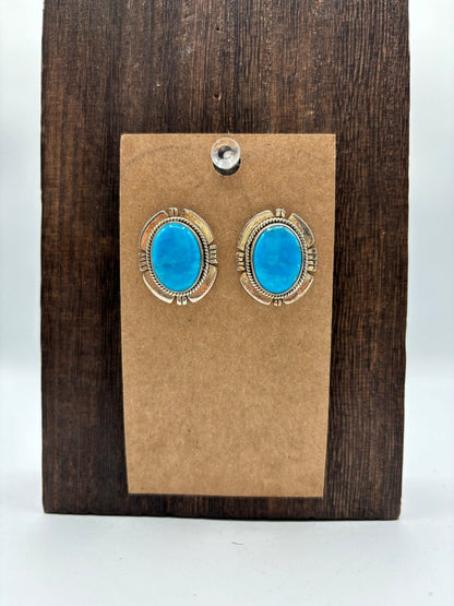 The Orchid Filework Stud Earrings - Turquoise Mustang
