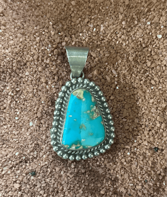 Pendant, Medium single stone freeform Royston or Kingman Ceremonial, Peterson Johnson - Turquoise Mustang