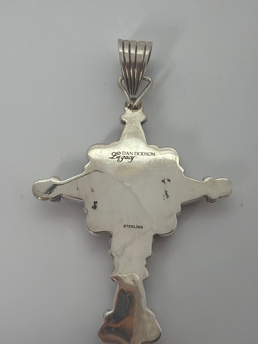 The Oleander Elegant Cross Pendant in Black Onyx - Turquoise Mustang