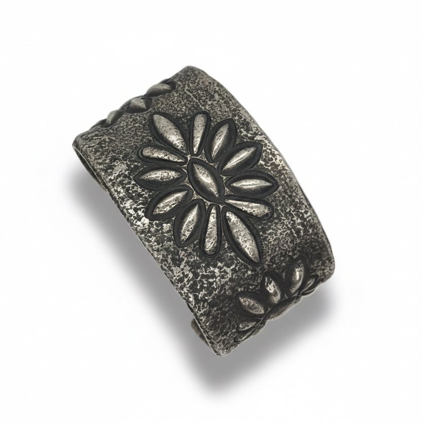 Tufa Cast Repoussé Blossom Cluster Cuff Bracelet, Stewart Billie (Navajo) - Turquoise Mustang