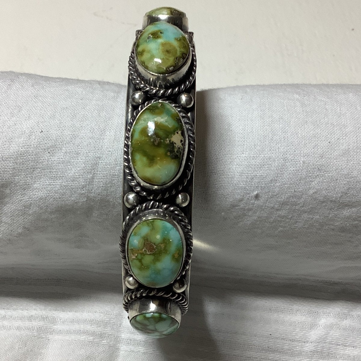 Bracelet, 5 - Stone Oval Sonoran Gold, Roland Dixson - Turquoise Mustang