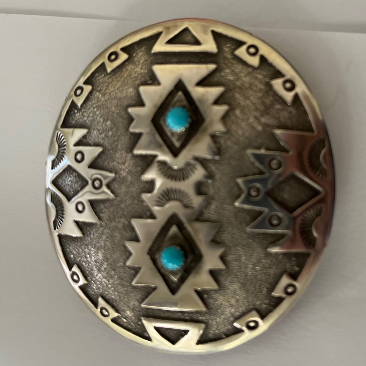 Buckle, sandcast with overlay and two turquoise cabs, BK - Turquoise Mustang