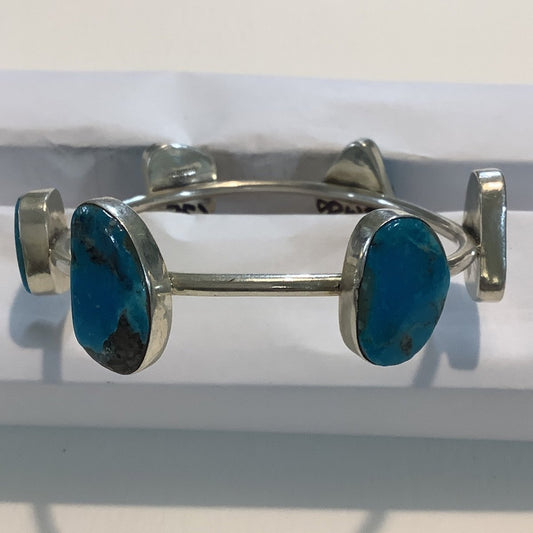 Bracelet, Wide, Round bangle w/ 4 Kingman Wateweb Tuquoise cabs, DD (1) - Turquoise Mustang