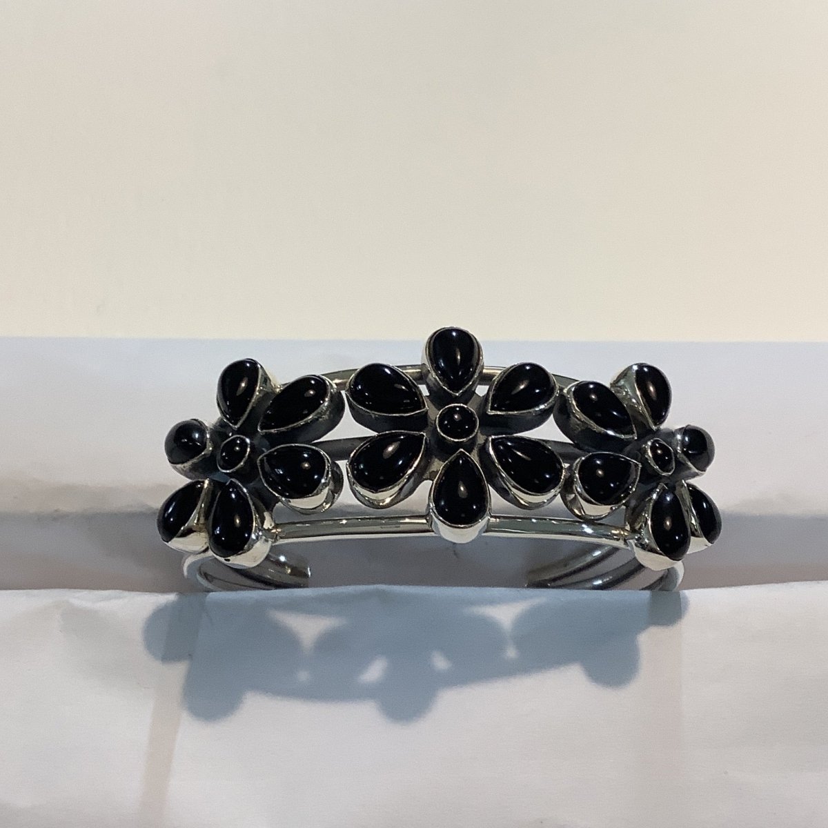 Wide Onyx Daisy Cluster Bracelet - Turquoise Mustang