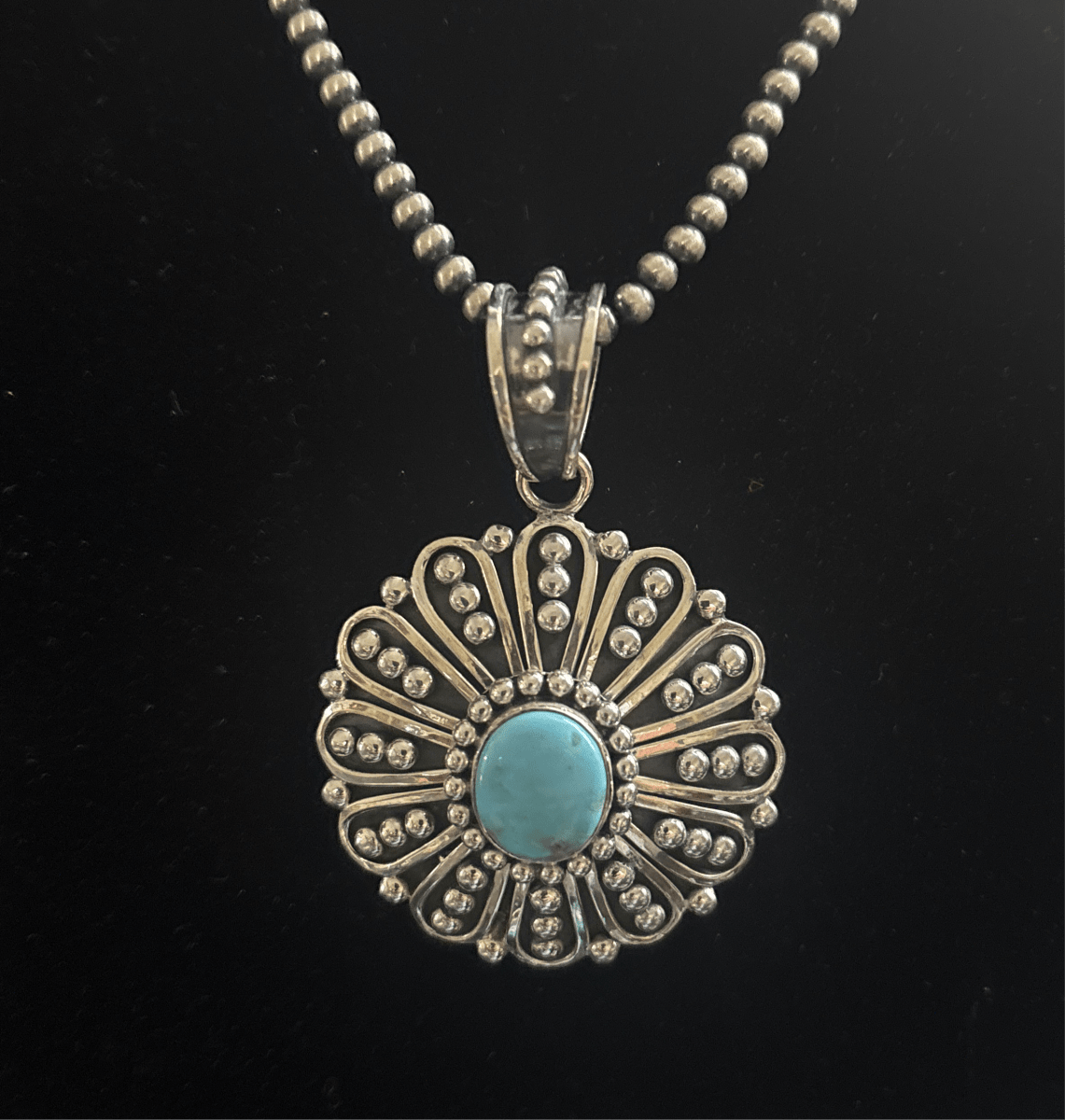 The Snowflake Pendant - Turquoise Mustang