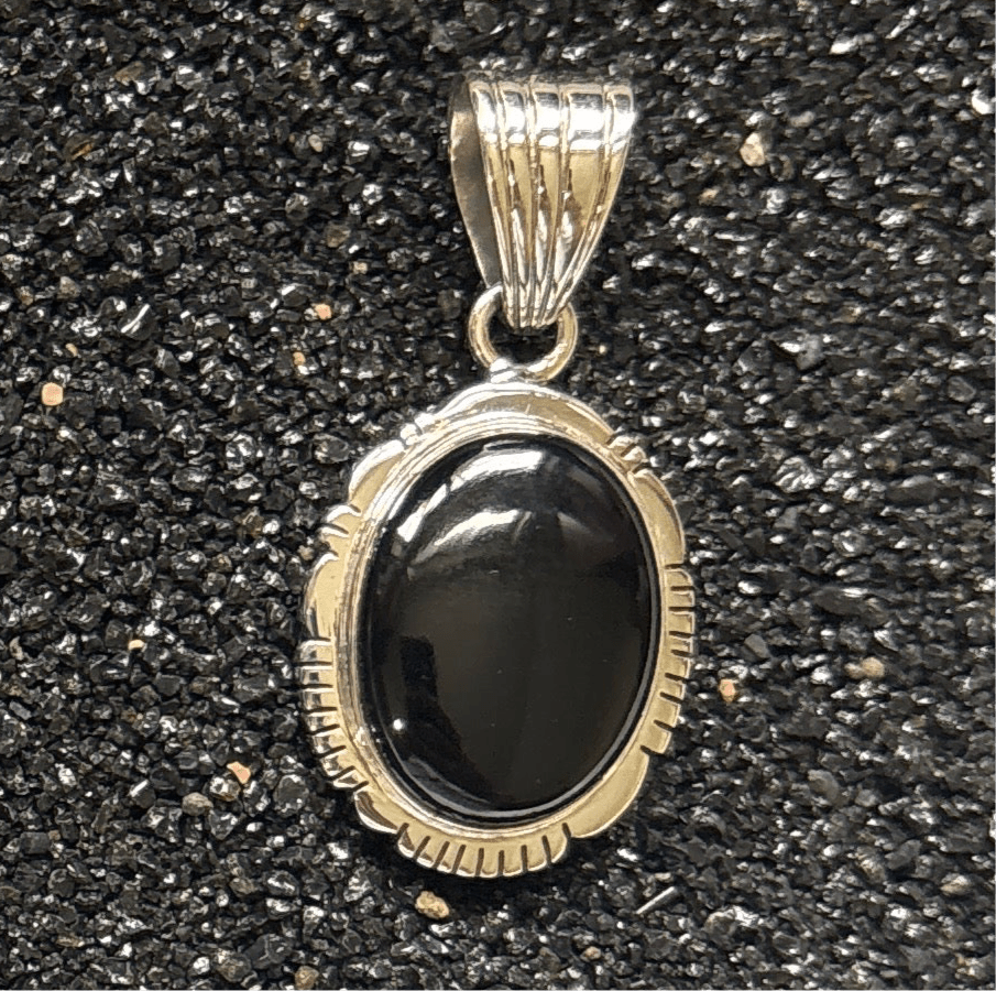 The Calendula Pendant - Turquoise Mustang