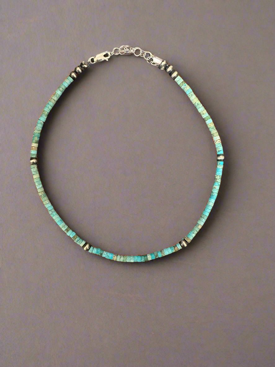 Turquoise Heishi 13" Choker - Turquoise Mustang