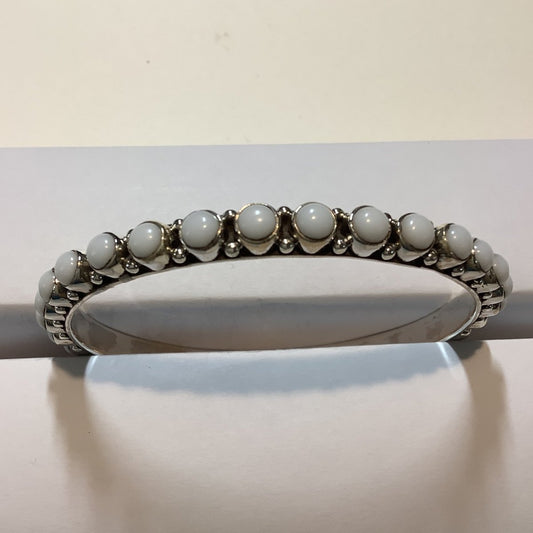 Bangle, Small Round White Jade DD - Turquoise Mustang