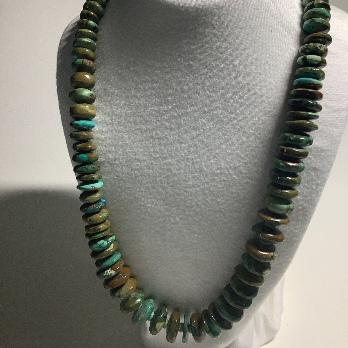 Necklace, Imperial Valley Turquoise, 22" Graduated Rondelle Beads, Turquoise Mustang - Turquoise Mustang