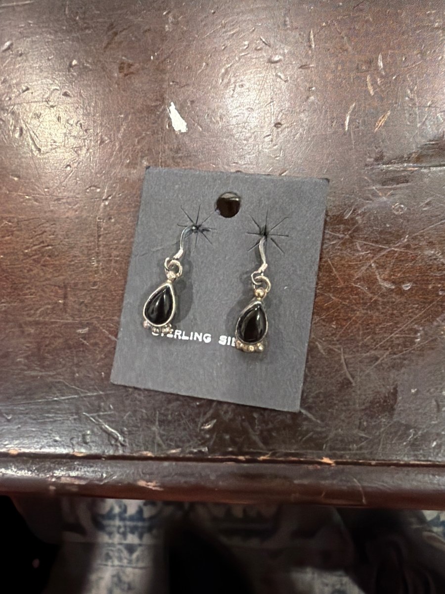 Black Onyx Teardrops - Turquoise Mustang