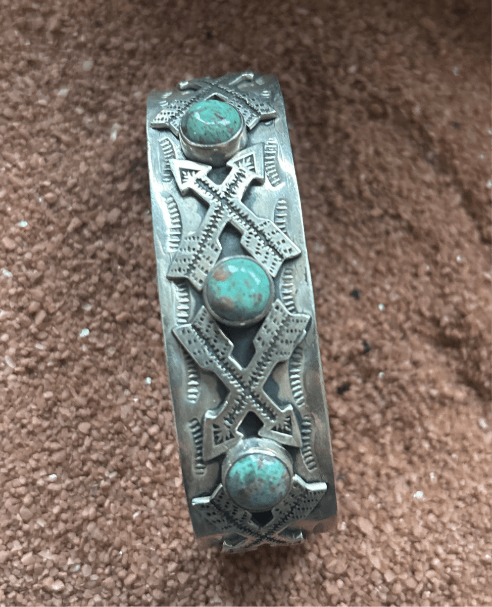 The Shooting Star Cuff - Turquoise Mustang