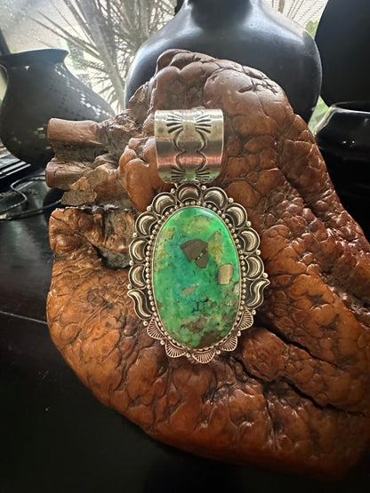 Extra Large Oval Carico Lake Pendant - Turquoise Mustang