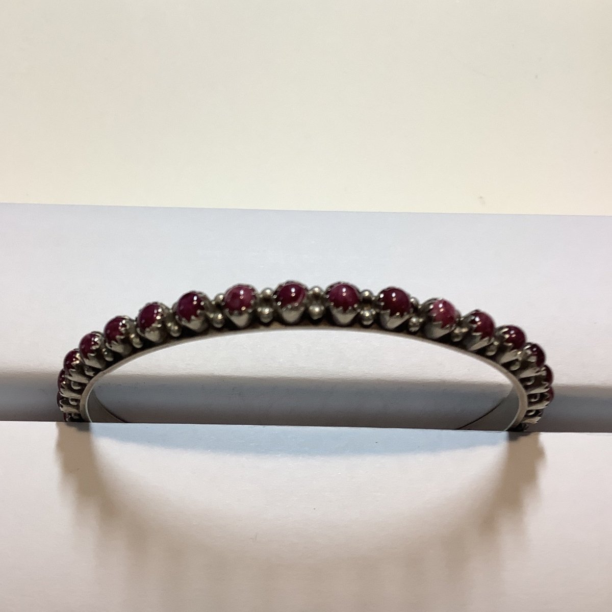 Bangle, Tiny Round Purple Spiny Oyster 32 stone, GP/SRY - Turquoise Mustang