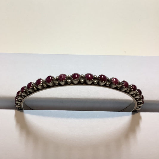 Bangle, Tiny Round Purple Spiny Oyster 32 stone, GP/SRY - Turquoise Mustang