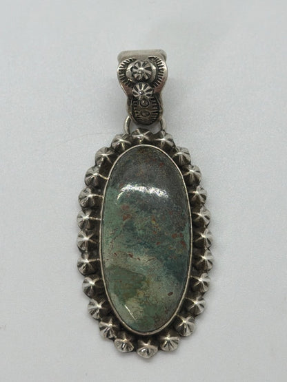 The Winter Jasmine Pendant in Medium Green Kingman Turquoise - Turquoise Mustang