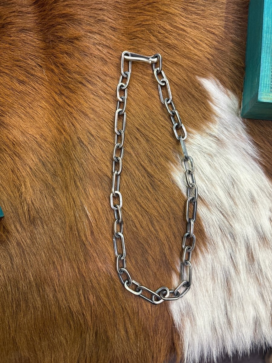 17” Extra Heavy Gauge Paperclip Chain,Running Bear - Turquoise Mustang