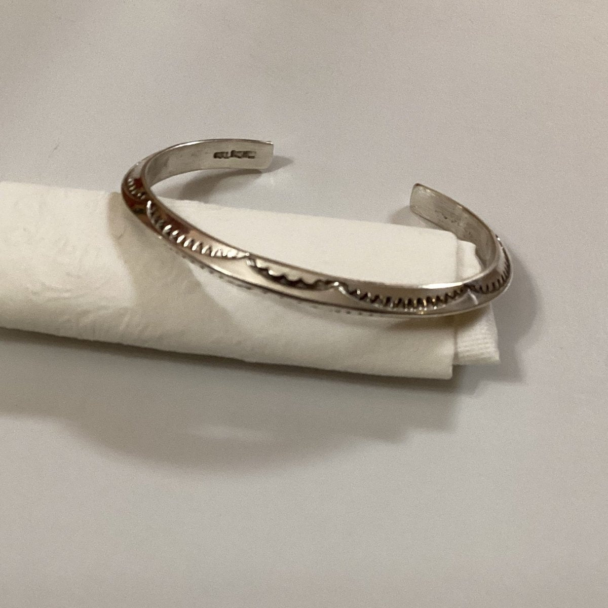 Bracelet, narrow triangle wire cuff, stamp work, Lynn Tahe - Turquoise Mustang