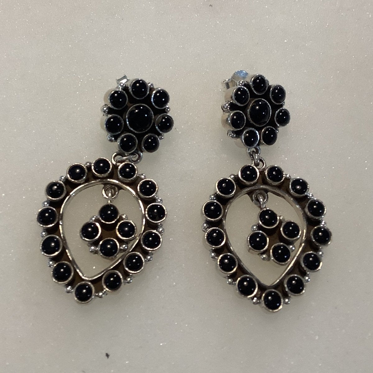 Earrings, Turquoise, Daisy Stud with TEardrop & Pendulum Cluster, DD - Turquoise Mustang