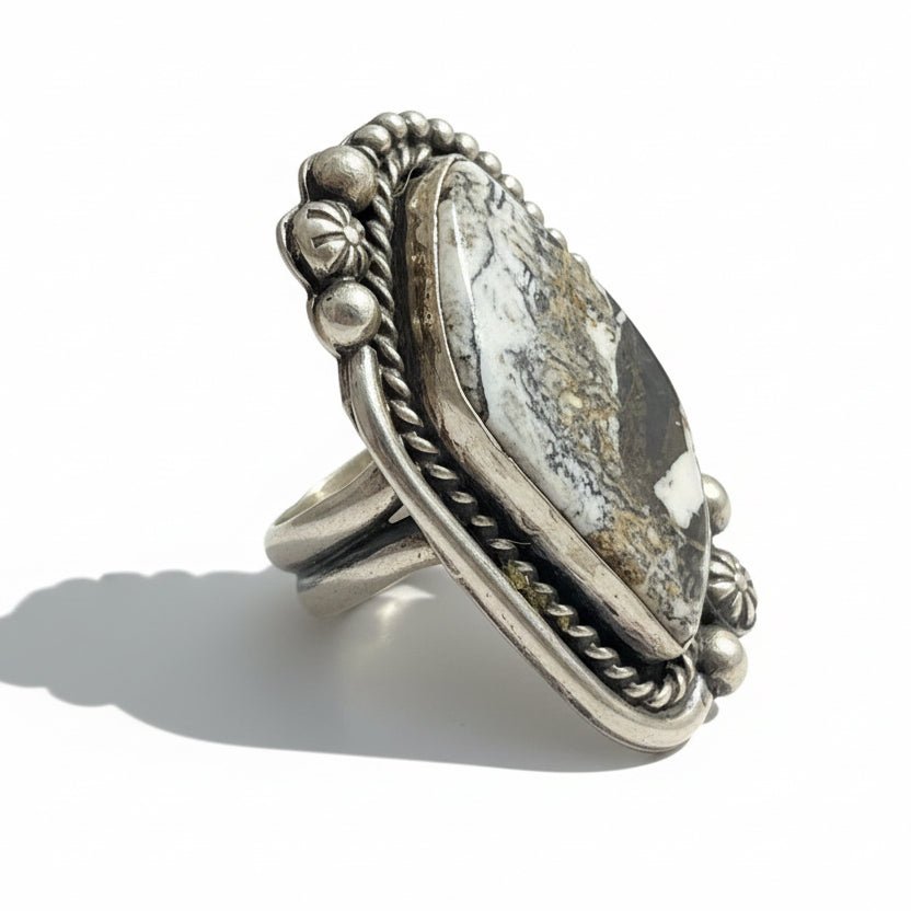 Large Vintage White Buffalo Ring, Size 8.5 Boyd J. Ashley - Turquoise Mustang