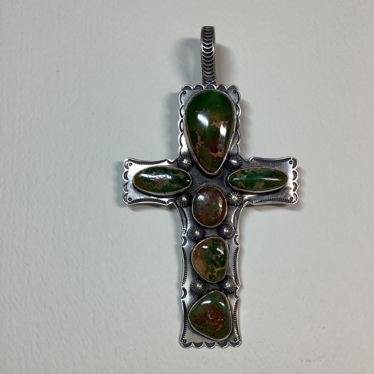 PEndant, LArge 6 - STone Cross, Green Royston, Roland Dixson - Turquoise Mustang