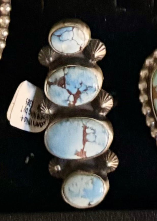 Ring, Golden Hills, 4 stone cluster, peyote button detail - Turquoise Mustang