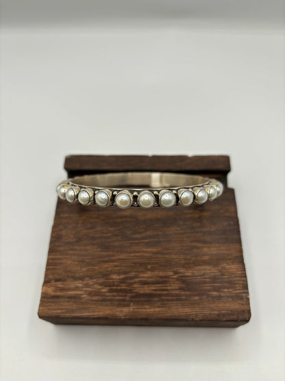 The Dan Dodson Freshwater Pearl Bangle - Turquoise Mustang