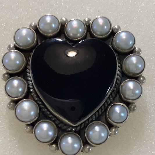 Ring, Onyx, Heart with Pearl bezel, DD - Turquoise Mustang