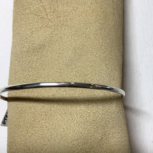 Bangle, full round, single wire (1/1), Elaine Tahe - Turquoise Mustang