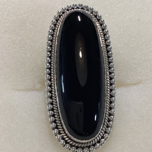 Ring, Onyx, Large Oval. ball bezel, DD - Turquoise Mustang