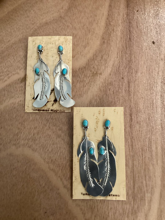 Feather Dangle Earrings with Turquoise - Turquoise Mustang