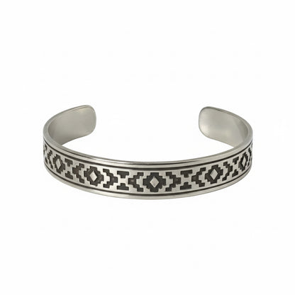 Navajo Geometric Pattern Stampwork Sterling Silver Cuff, hallmarked - Turquoise Mustang