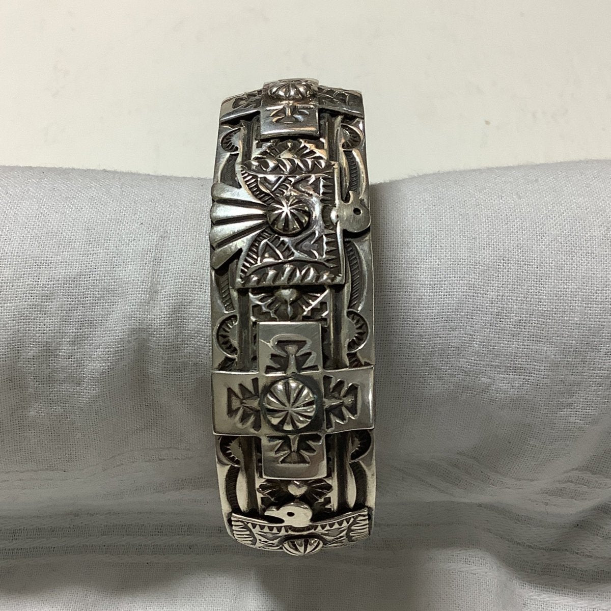 Bracelet, all silver, Thunderbird/Crosses overlay, Darrell Cadman - Turquoise Mustang