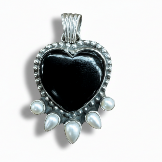 Nasturtium Heart Pendant with Pearls - Turquoise Mustang