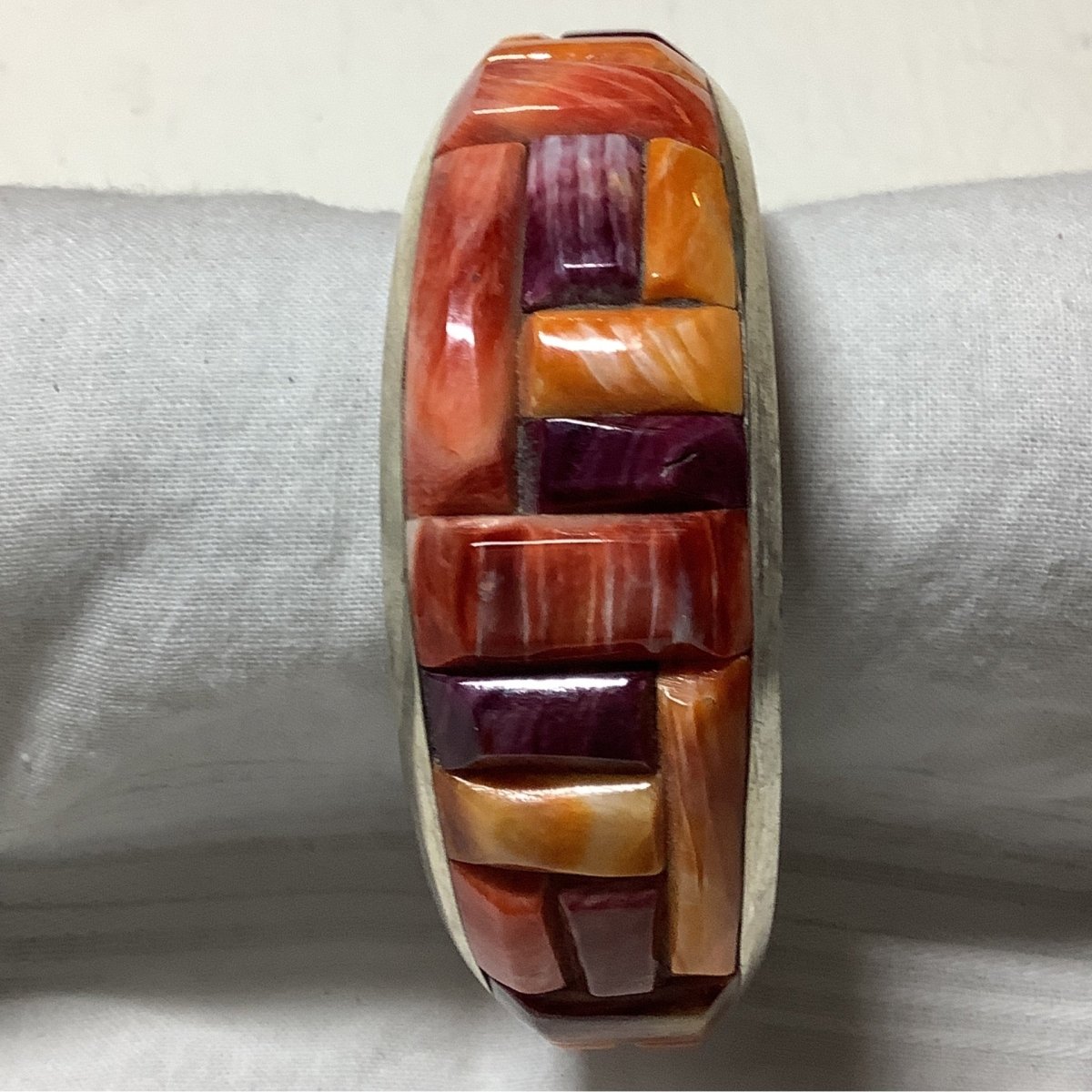 Bracelet, Spiny Oyster Cobblestone Inlay Mozaic, Rickell & Glendora Booqa, Zuni - Turquoise Mustang