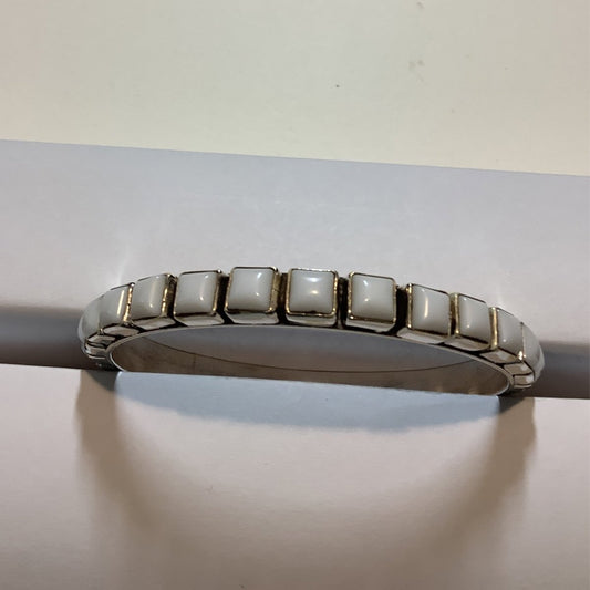 Bangle, Medium Square White Jade DD - Turquoise Mustang