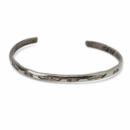Vintage Narrow All - Silver, Tradition Stamp motif, half - round wire Cuff - Turquoise Mustang