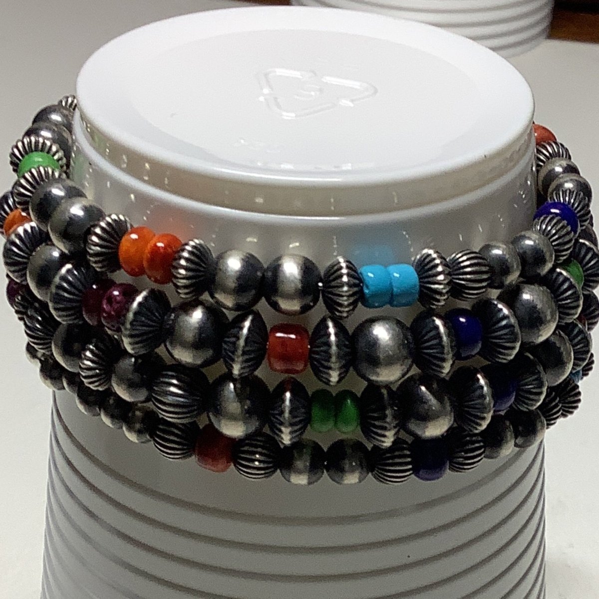 Bracelet, Memory wire Mixed Navajo Pearls & Saucers with Multi Stone, Dan Dodson (1) - Turquoise Mustang