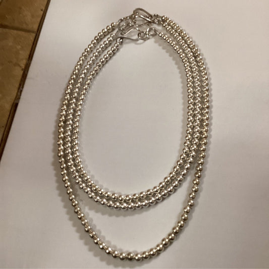 Necklace, 16" bright silver bench beads, - Turquoise Mustang