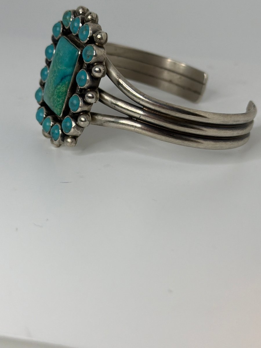 Rosalita 15 - Stone Rectangular Cluster Cuff in Blue Green Kingman, Kathleen Livingston - Turquoise Mustang