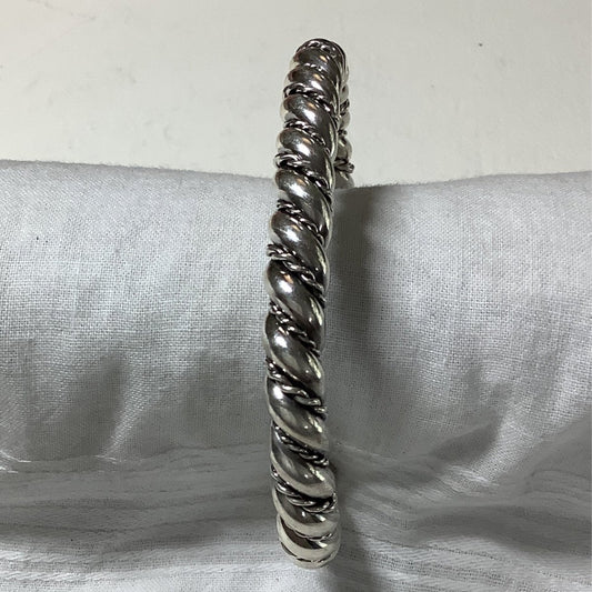 Bracelet, twisted 3 Wire Cuff, fine rope & thick wire, Tahe - Turquoise Mustang