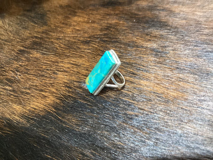 Ring, Kingman Turquoise, Rectangle Bar Ring Rope bezel, Unknown - Turquoise Mustang