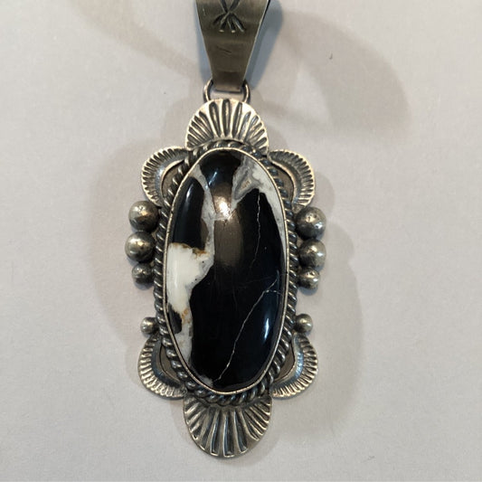 Pendant, medium Oval White Buffalo, cut bezel, beaded, Elaine Sam (1) - Turquoise Mustang