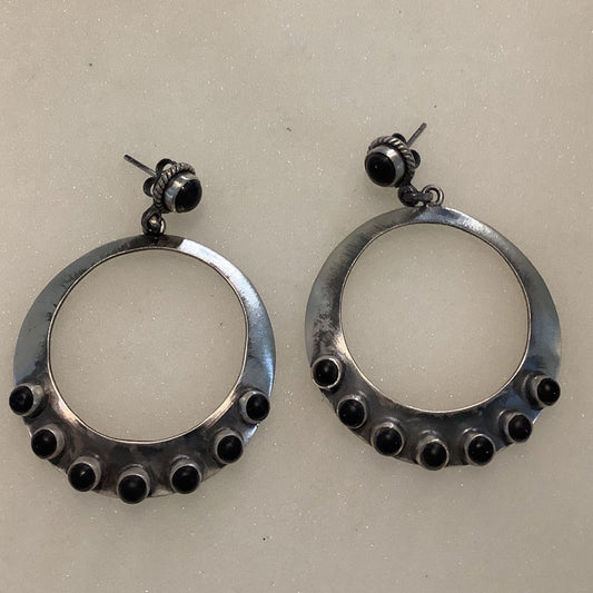 Earrings, Onyx, Flat Hoops with 7 round stones, DD - Turquoise Mustang